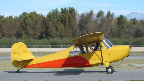 FOTOS: Un piloto arroja las cenizas de su padre y muere al estrellarse la avioneta