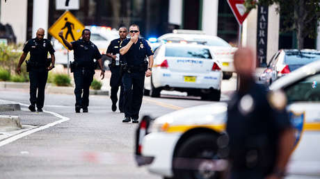 "Perdió y se volvió loco": Testigos describen el tiroteo del torneo de videojuegos en Florida