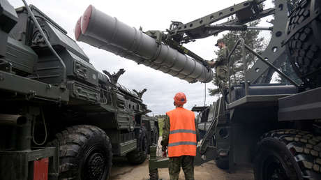 Otro regimiento ruso recibe antes de lo previsto misiles antiaéreos S-400 Triumf