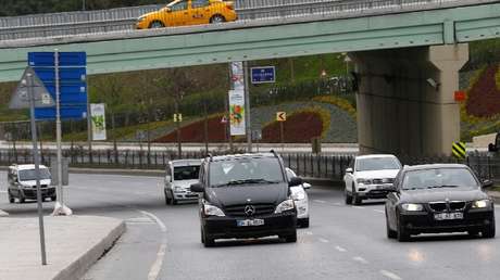 Captan el momento del asalto a un conductor de Uber en México por unos desconocidos