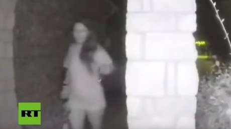 Rescatan a la misteriosa mujer con grilletes que pedía ayuda en EE.UU.