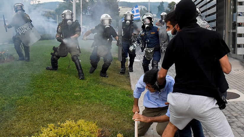VIDEO: Violentas manifestaciones en Grecia contra la propuesta de cambiar el nombre de Macedonia