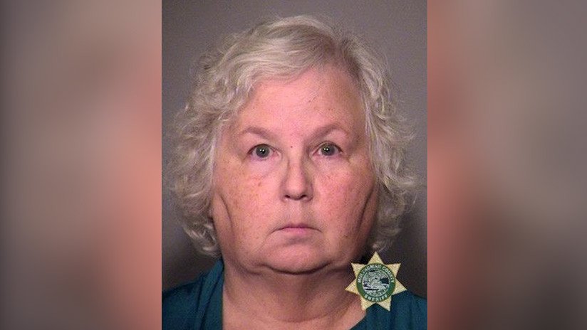 Arrestan a la autora de 'Cómo asesinar a tu esposo' por el homicidio de su propio marido