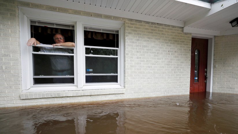VIDEOS: Arrestan a cinco personas por saqueos y robos durante el huracán Florence en EE.UU.