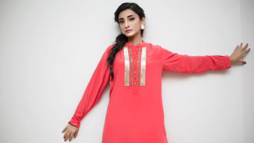 "El 'bullying' está mal": El mensaje de una modelo antes de suicidarse (VIDEO)