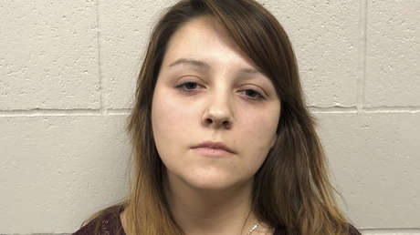 Acusan de asesinar a sus dos hijas a la madre que buscó en Internet "la mejor forma de asfixiar"