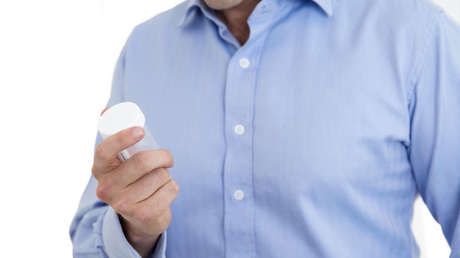 Un donante de semen se entera de que tiene 11 hijos 'extra' y los busca por una afección hereditaria