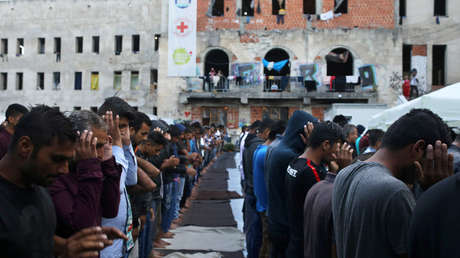 Primer ministro checo sobre la inmigración en la UE: "No queremos vivir en Medio Oriente y África"