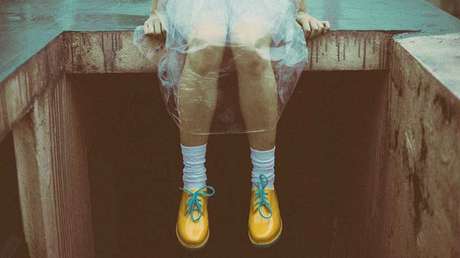 Una niña de 4 años contrae una infección mortífera tras probarse unos zapatos (FOTOS)