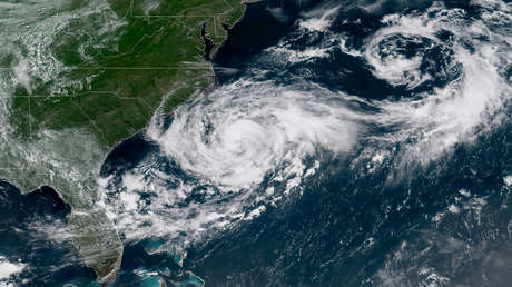La rara coincidencia de tormentas en el Atlántico y en el Pacífico sorprende a los meteorólogos
