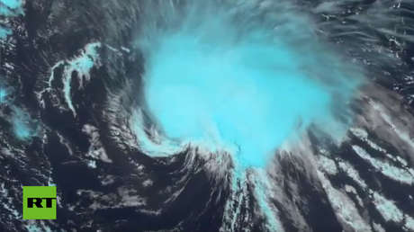 El huracán Florence subirá de categoría "muy pronto" y azotará la costa este de EE.UU.