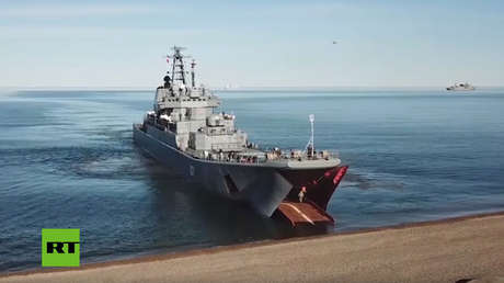 VIDEO: Infantes de marina rusa se entrenan en desembarco durante las mayores maniobras en décadas