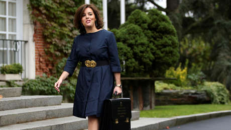 Sáenz de Santamaría, sustituida en el Congreso español por un imputado por delito medioambiental