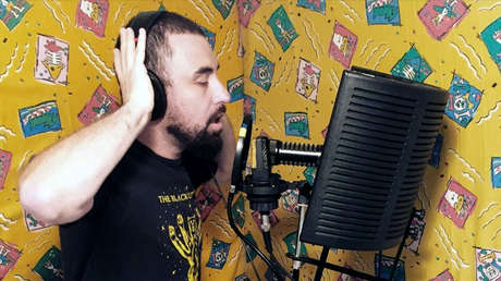 'Cholonización', la música del ecuatoriano Guanaco para descolonizar la mente