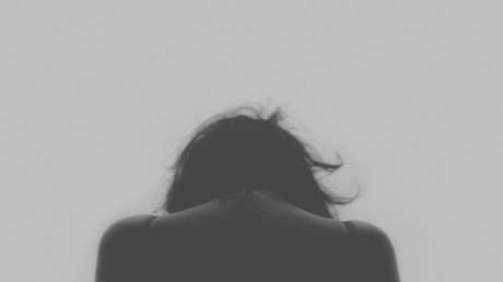 Graban la violación grupal de una joven en Francia y la difunden por Snapchat y Twitter