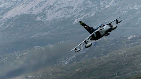 Como en las novelas de Orwell: El 'mito' de la no intervención de Reino Unido en Siria 