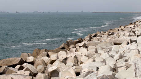 Piratas secuestran a 12 tripulantes de un buque suizo frente a las costas de Nigeria