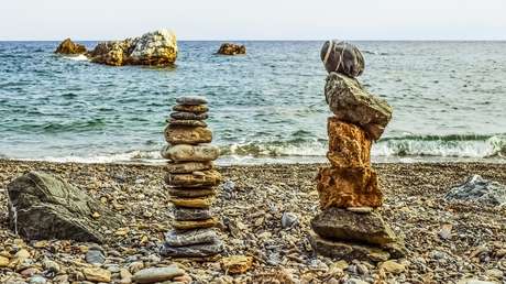 Multas de 1.000 euros por llevarse piedras de la playa de 'Mamma Mia!'