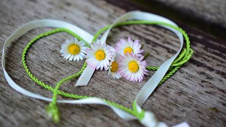 Una anciana encuentra una carta de amor de más de dos siglos escondida en un rompecabezas de papel