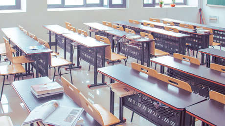 EE.UU.: Demandan a un docente por obligar a tener sexo y extorsionar a un alumno (FOTO)