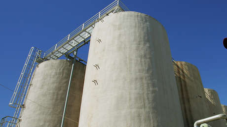 VIDEO: 30.000 litros de vino blanco espumoso 'erupcionan' por un error humano