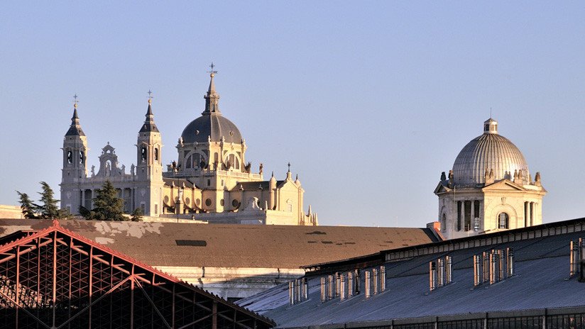 Disparate 'Marca España': Franco a la Catedral de la Almudena 