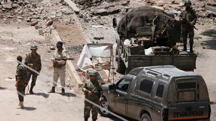 Rusia: El Estado Islámico se apodera de contenedores de cloro en un ataque contra Al Nusra en Siria