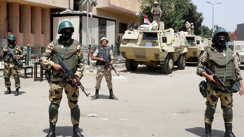 Egipto: Condenan a pena máxima a 17 personas por ataques mortales contra iglesias