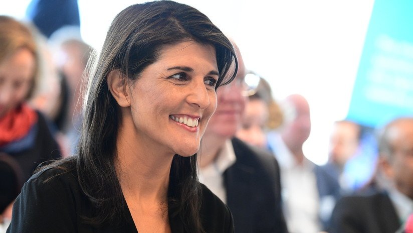 "Ambiciosa como Lucifer": exestratega de Trump califica de "sospechosa" la renuncia de Nikki Haley
