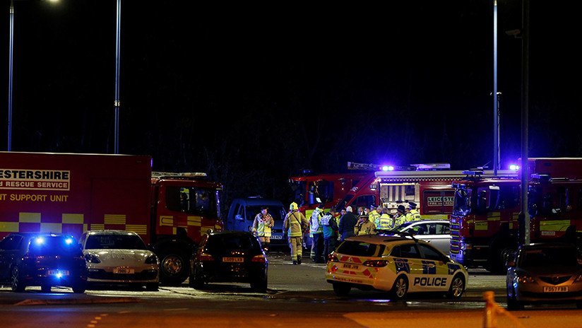 Reino Unido: Se accidenta el helicóptero del dueño del club de fútbol Leicester City (FOTO, VIDEOS)