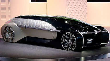 Vehículo futurista: Así es el coche-robot con carrocería luminosa y ocupantes 'invisibles' (VIDEO)