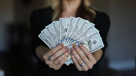 "Vendo novia usada": Un hombre ofrece a su pareja por eBay y recibe cientos de ofertas