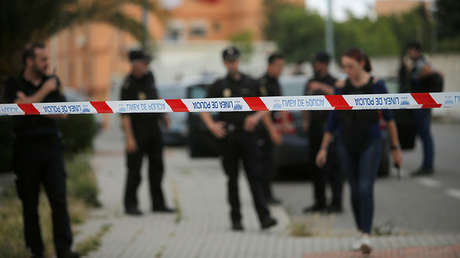 Asesina a su mujer en plena calle, atropella a su hija y se suicida