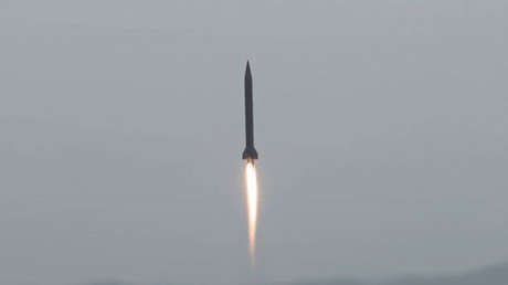 Pakistán prueba con éxito un misil con capacidad nuclear después de que India comprara S-400 rusos