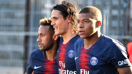 "Solo y sin apoyo": Las estadísticas revelan como Neymar y Mbappé 'marginan' a Cavani en el PSG