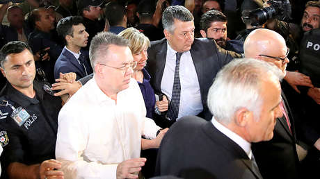 Trump asegura que "no hubo trato" con Turquía para la liberación del pastor Andrew Brunson