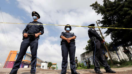 'Justicieros' nocturnos amarran y desnudan a supuestos ladrones en México: ¿héroes o delicuentes?