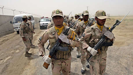 Terroristas secuestran a 14 guardias fronterizos iraníes cerca de la frontera con Pakistán