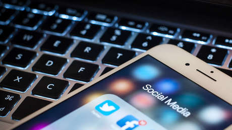 ¿Mensaje secreto, fallo o 'hackeo'? Twitter confunde a sus usuarios al enviarles códigos extraños 