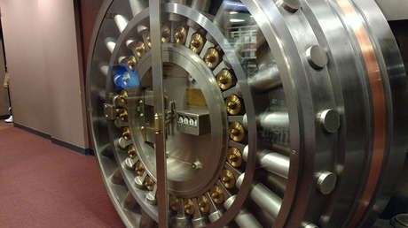 Putin: La economía rusa permanece "estable" gracias al incremento de las reservas de oro y divisas