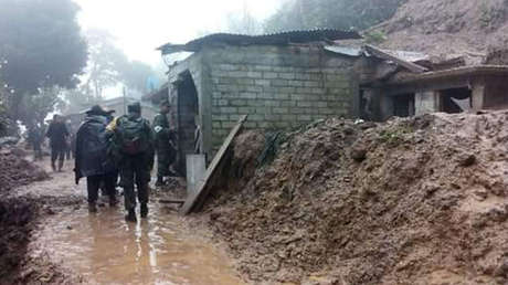 México: Mueren 6 personas sepultadas por un alud