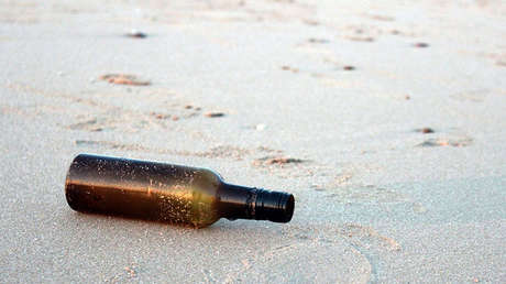 Encuentra una botella con un enigmático mensaje y resuelve el misterio gracias a Facebook (FOTOS)