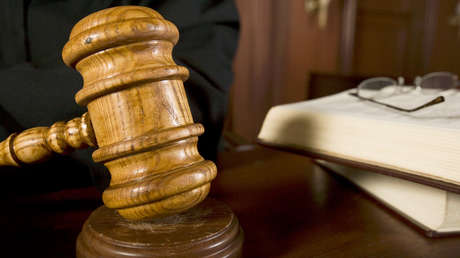 Dramaturgo español enfrentará a la justicia por aludir a "los huevos" del apóstol Santiago