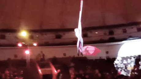 VIDEO: Filman la estrepitosa caída de una trapecista en un circo ruso