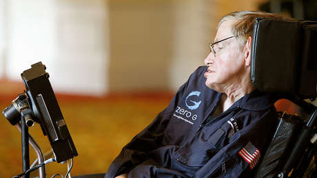 Subastan la silla de ruedas, tesis y otras obras de Stephen Hawking