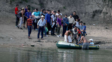 ¿Para qué patrullas fronterizas?: Reportero de Fox News frustra el cruce de migrantes a EE.UU.