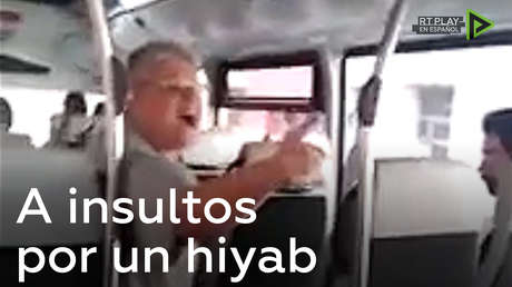 Dos mujeres se gritan e insultan por el ‘hiyab’ que viste una de ellas