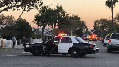 El rodaje de un videoclip con réplicas de fusiles AR-15 causa pánico en una iglesia de Los Ángeles