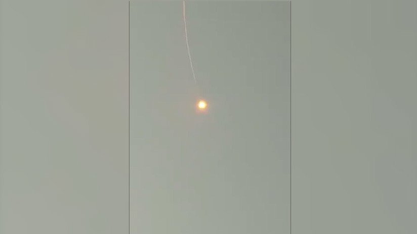 Unos 200 cohetes son lanzados contra Israel desde Gaza (VIDEO)