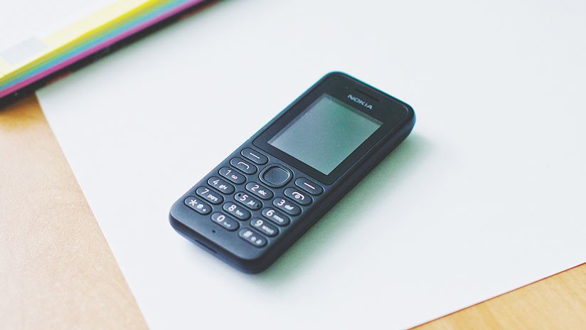 Nokia presenta un nuevo celular con teclado físico